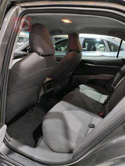 تۆیۆتا کامری